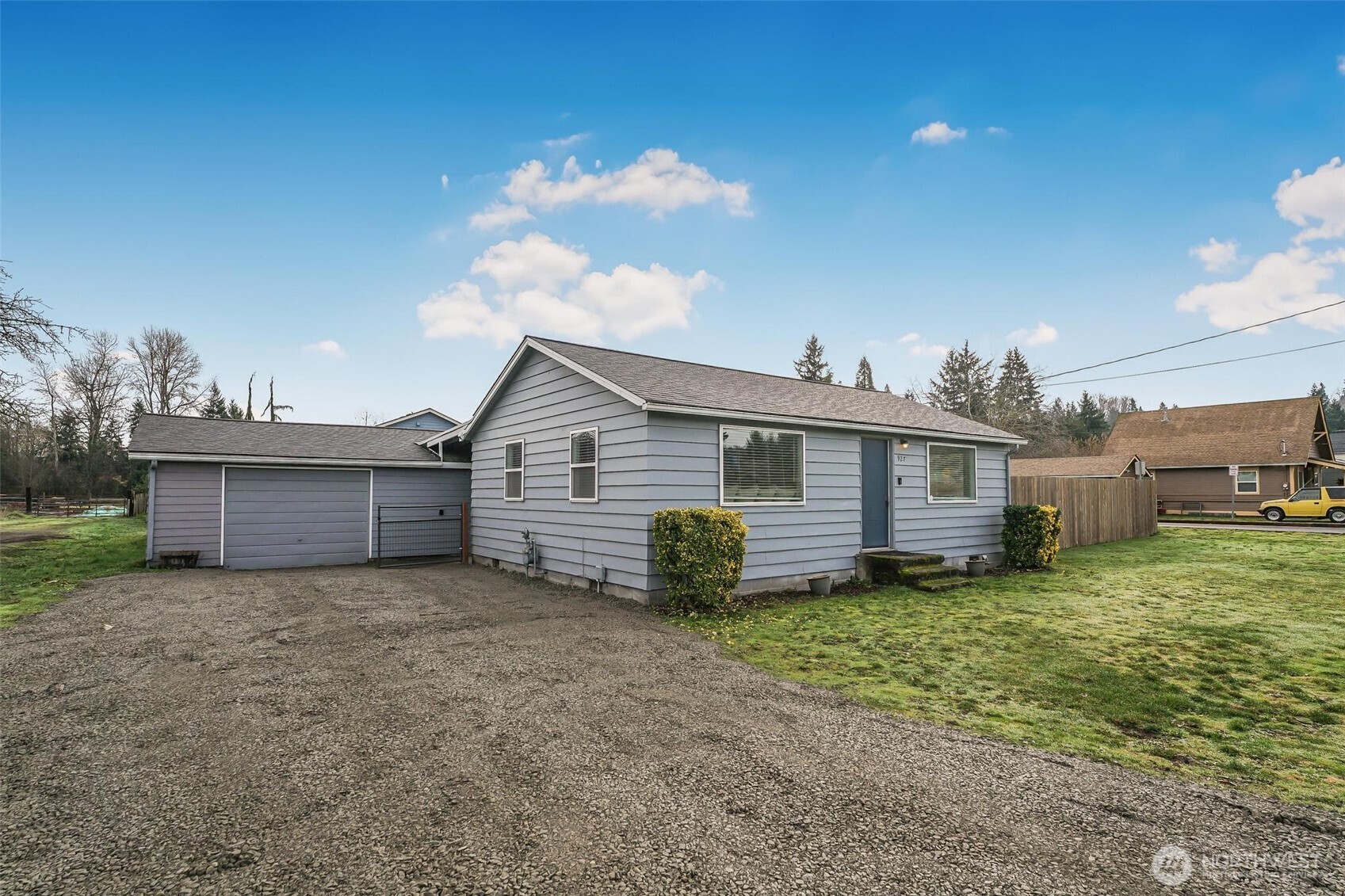 927 21st Street SE Puyallup WA 98372