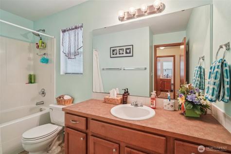 11417 185th Street E Puyallup WA 98374