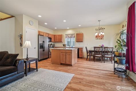 11417 185th Street E Puyallup WA 98374