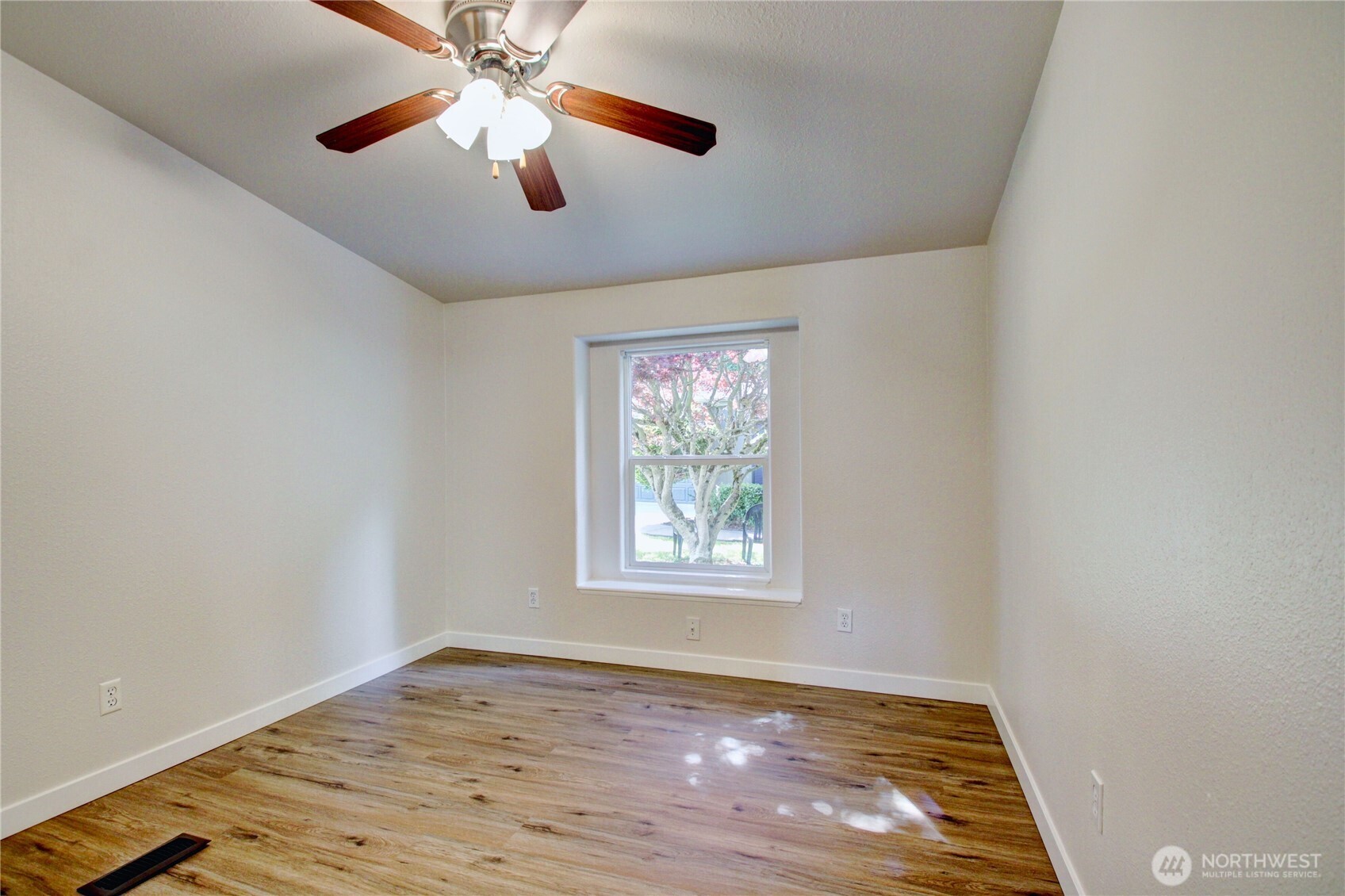 1115 Todd Place Burlington WA 98233