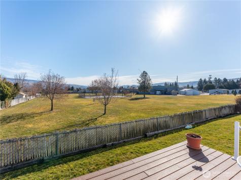 913 Meadow Ridge Wenatchee WA 98801