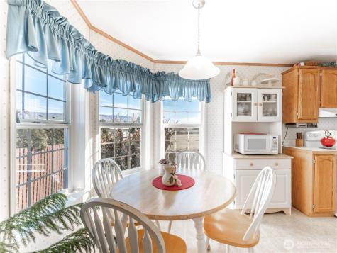913 Meadow Ridge Wenatchee WA 98801