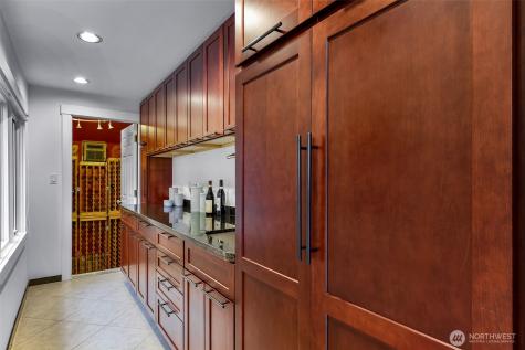 8449 W Mercer Way Mercer Island WA 98040