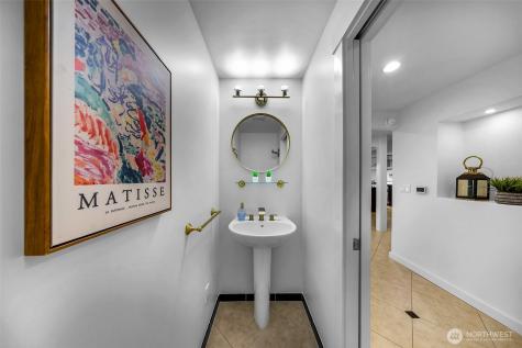 8449 W Mercer Way Mercer Island WA 98040