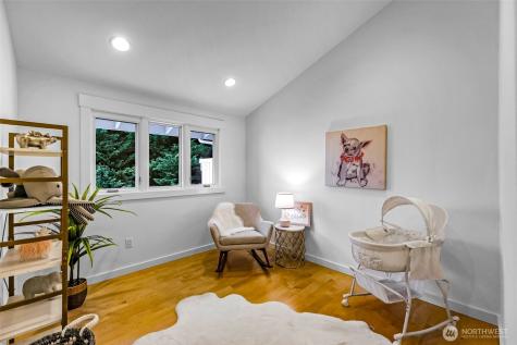 8449 W Mercer Way Mercer Island WA 98040
