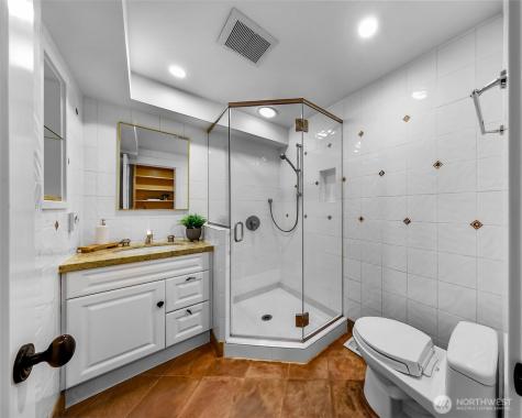 8449 W Mercer Way Mercer Island WA 98040