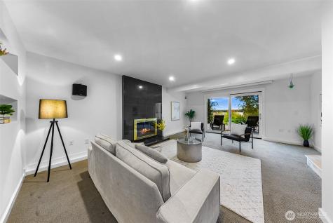 8449 W Mercer Way Mercer Island WA 98040