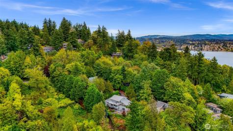 8449 W Mercer Way Mercer Island WA 98040