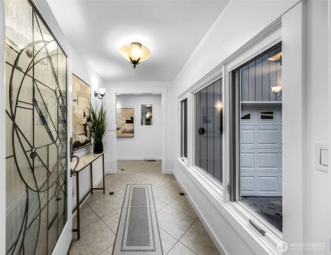 8449 W Mercer Way Mercer Island WA 98040