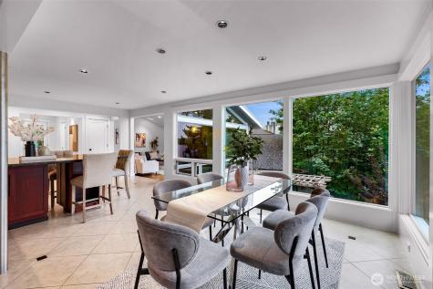 8449 W Mercer Way Mercer Island WA 98040