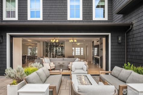 5721 65th Avenue NE Seattle WA 98105