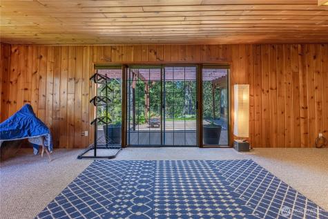 37627 W Lake Walker Drive SE Enumclaw WA 98022