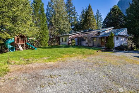 37627 W Lake Walker Drive SE Enumclaw WA 98022