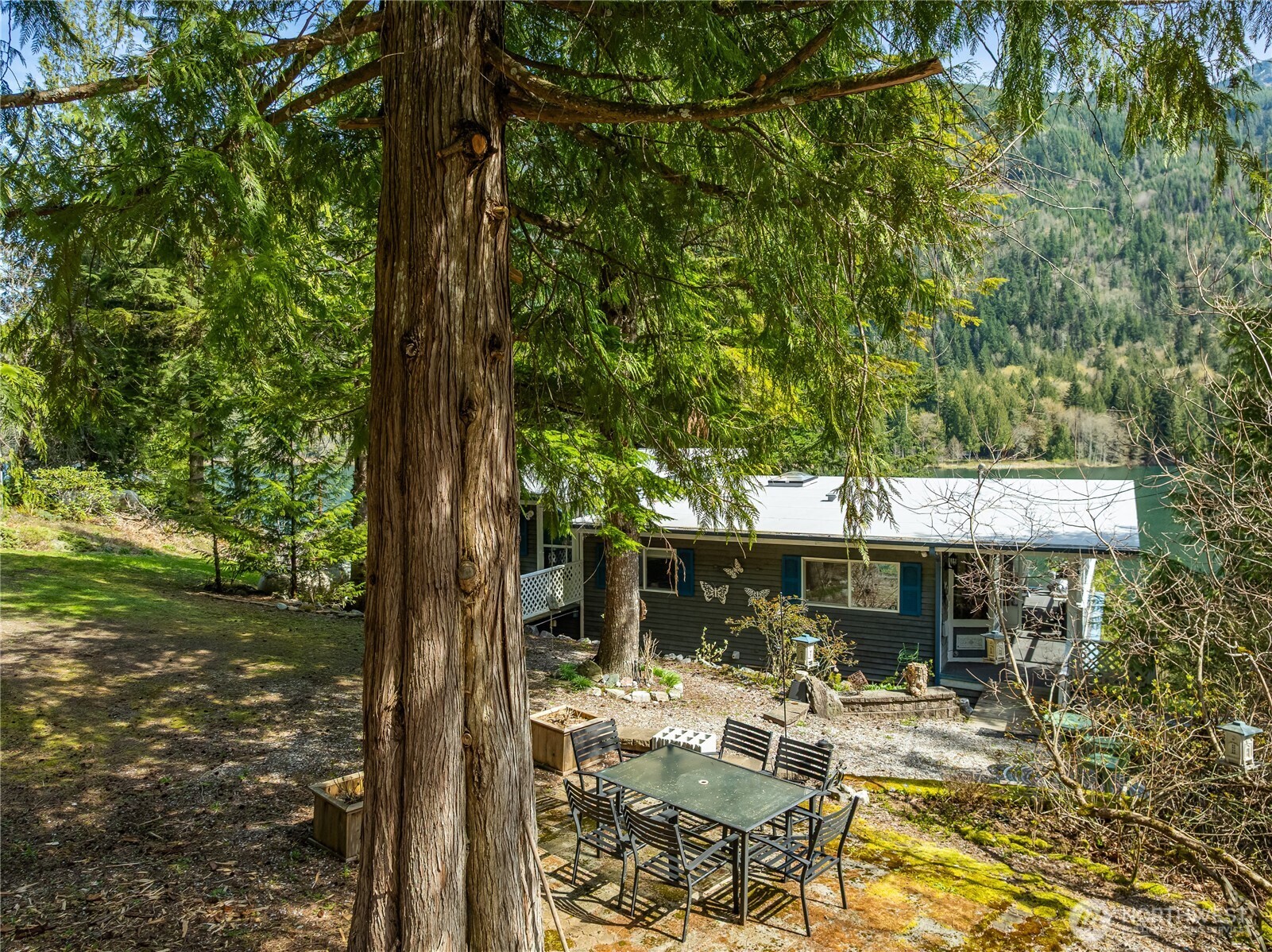 9244 Black Mountain Lane Maple Falls WA 98266