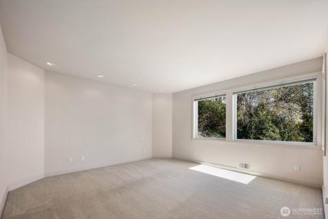 1717 Ferry Avenue SW Seattle WA 98116