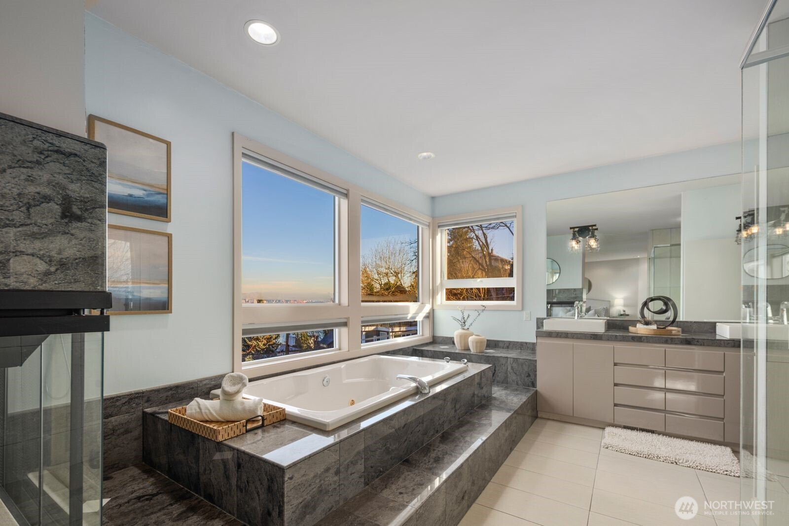 1717 Ferry Avenue SW Seattle WA 98116