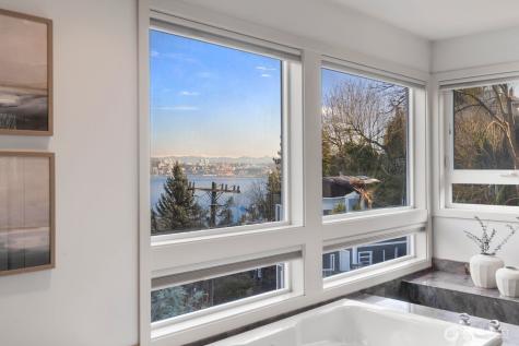 1717 Ferry Avenue SW Seattle WA 98116