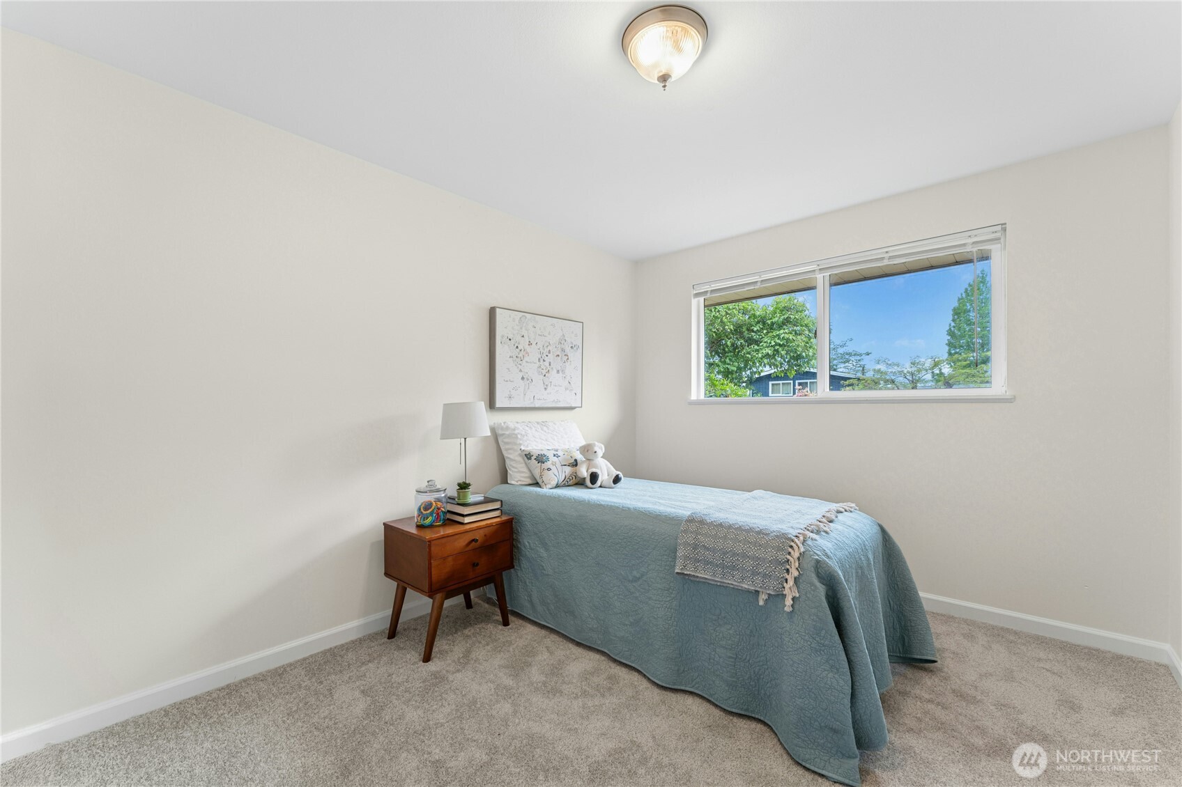 804 Lynnwood Avenue NE Renton WA 98056