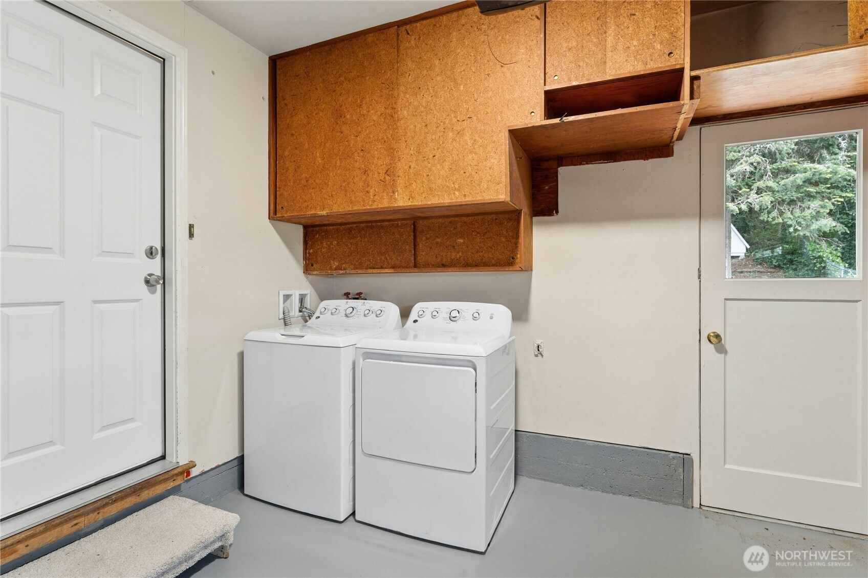 804 Lynnwood Avenue NE Renton WA 98056