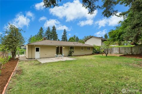804 Lynnwood Avenue NE Renton WA 98056