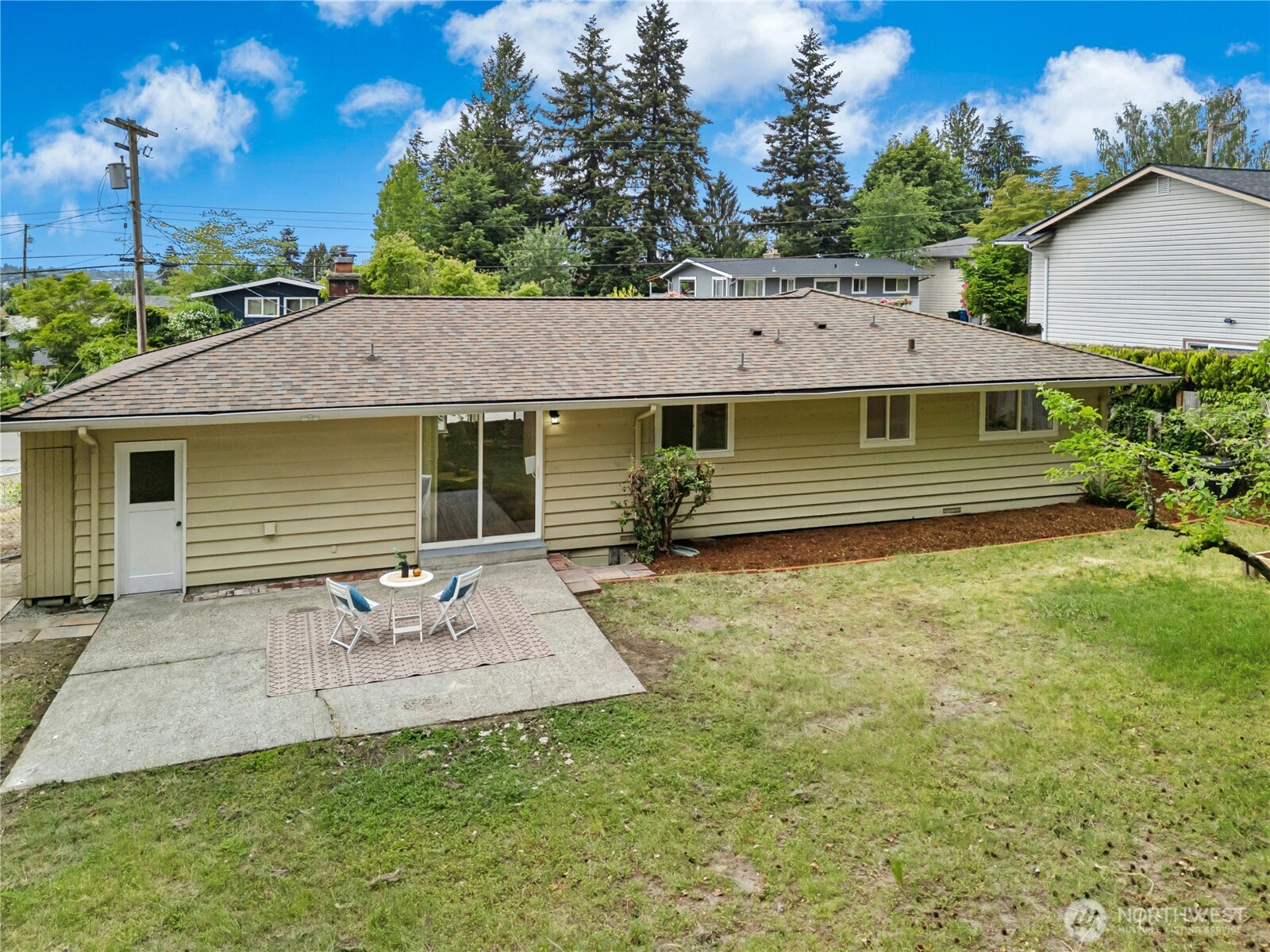 804 Lynnwood Avenue NE Renton WA 98056
