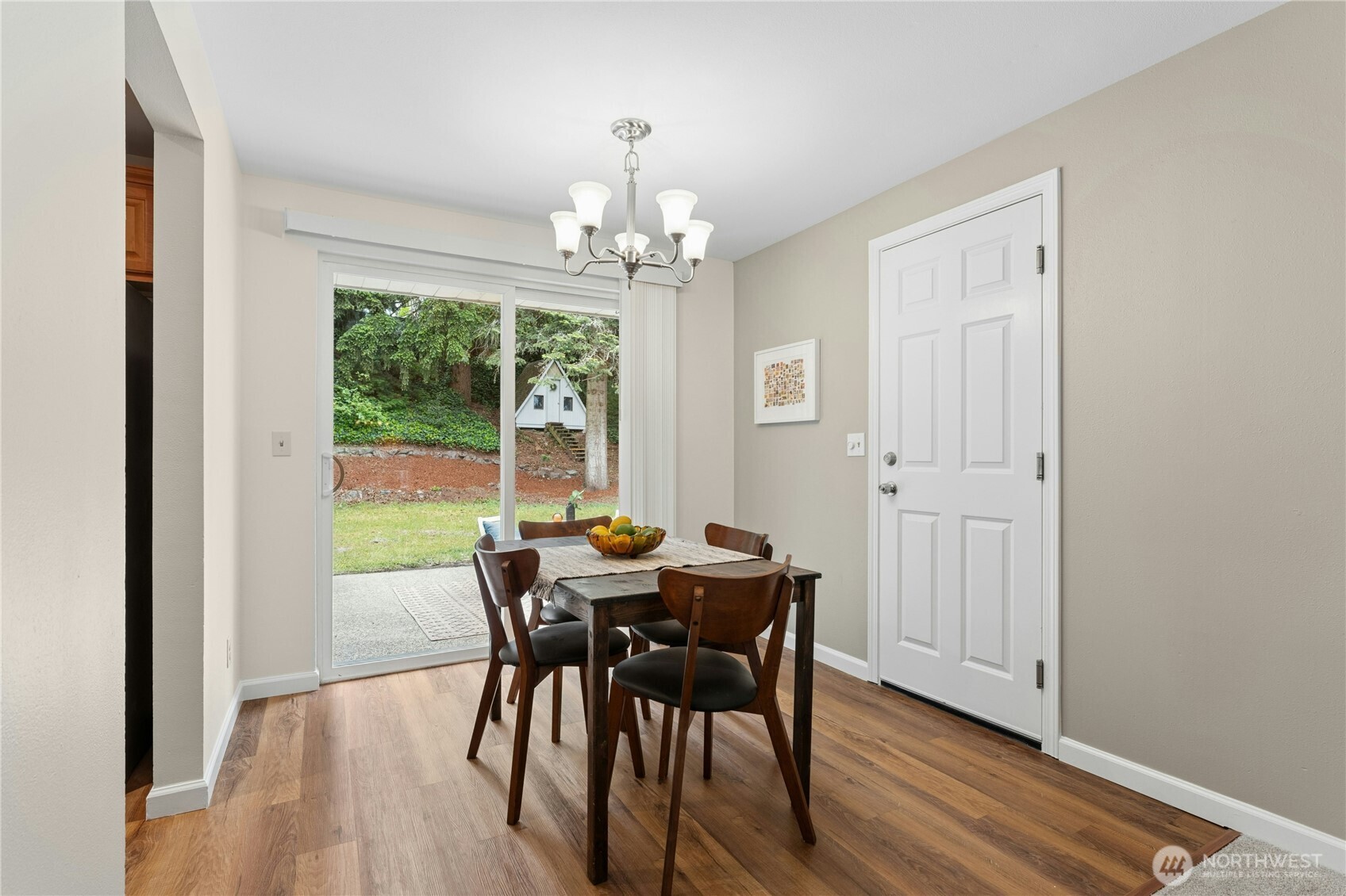 804 Lynnwood Avenue NE Renton WA 98056
