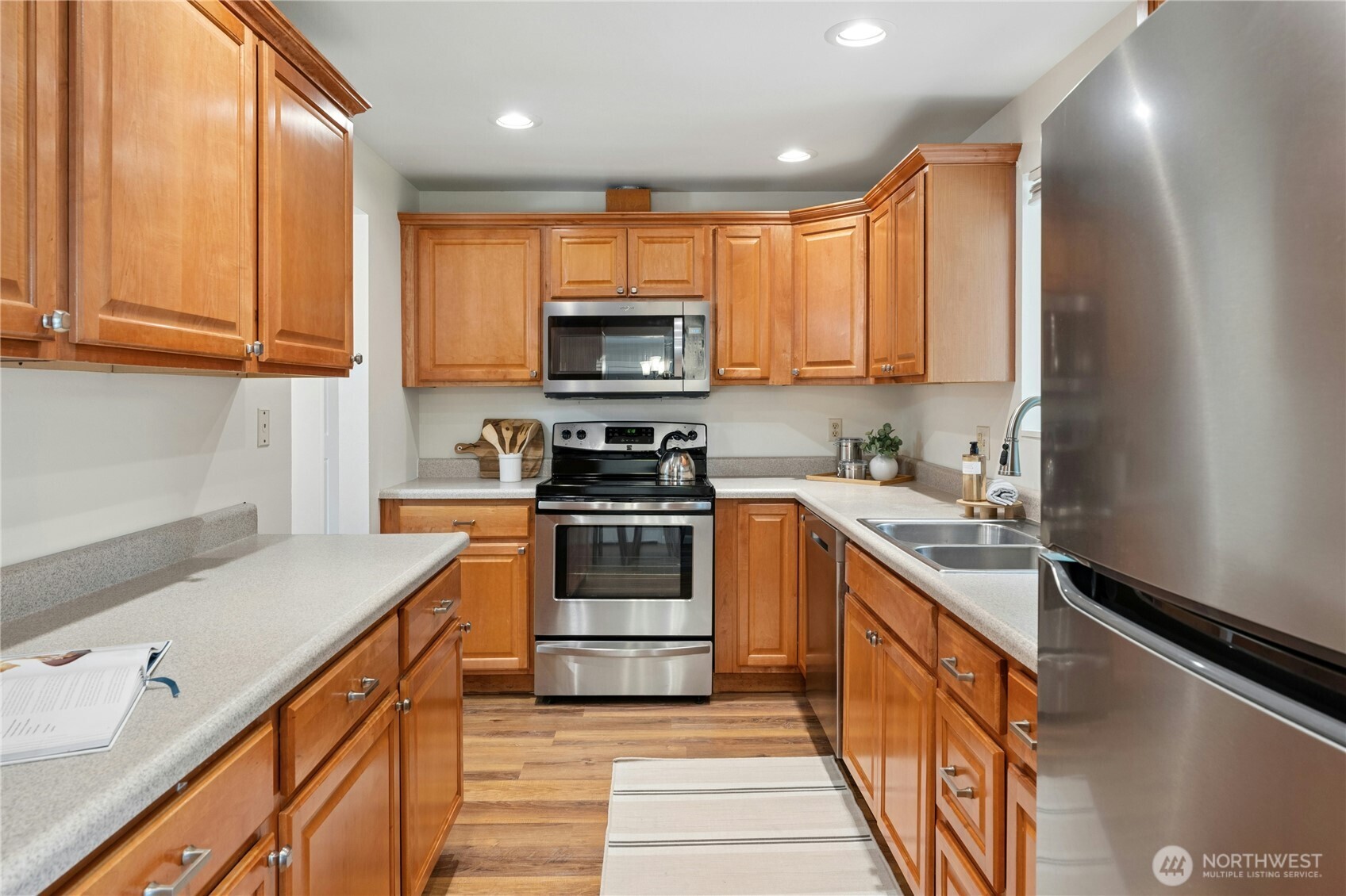 804 Lynnwood Avenue NE Renton WA 98056