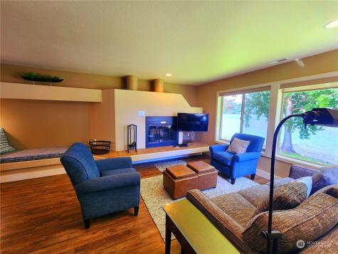 1 Beach 582-q Manson WA 98831