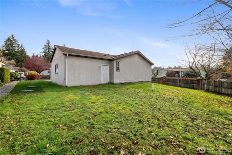 15302 122nd Avenue Court E Puyallup WA 98374