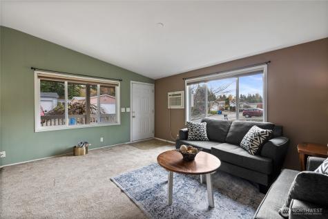 15302 122nd Avenue Court E Puyallup WA 98374