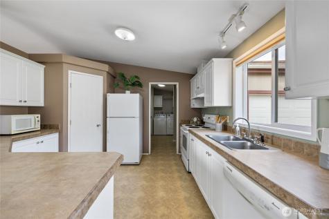 15302 122nd Avenue Court E Puyallup WA 98374