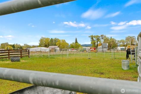 3320 Wilson Creek Road Ellensburg WA 98926