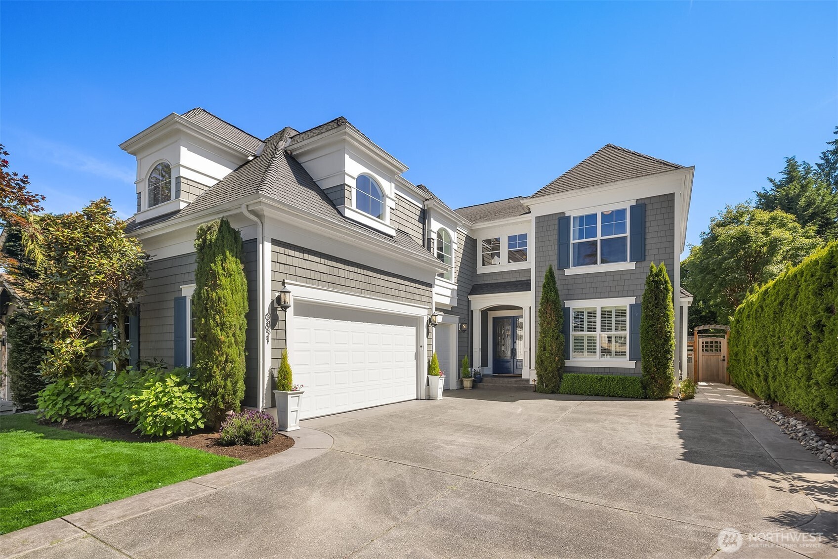 9851 NE 27th Street Bellevue WA 98004