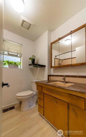 5519 116th Avenue NE Kirkland WA 98033