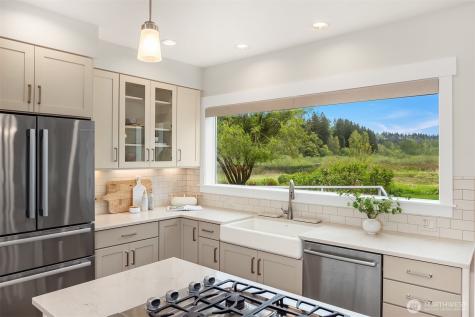 3516 224th Avenue NE Redmond WA 98053