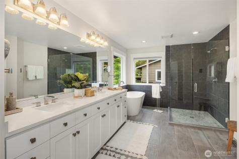 3516 224th Avenue NE Redmond WA 98053