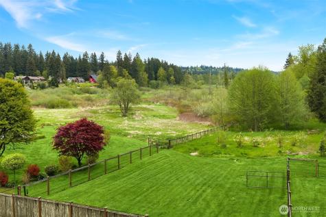 3516 224th Avenue NE Redmond WA 98053
