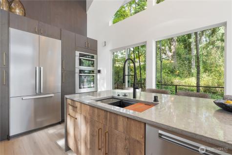 11905 89th Avenue NE Kirkland WA 98034