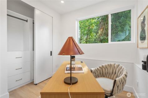 11905 89th Avenue NE Kirkland WA 98034