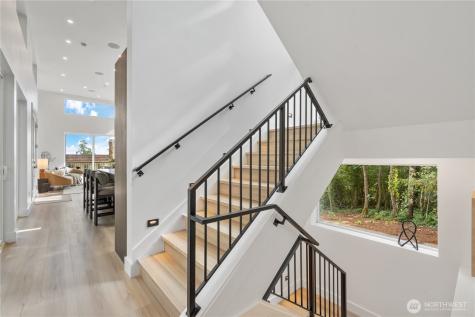 11905 89th Avenue NE Kirkland WA 98034