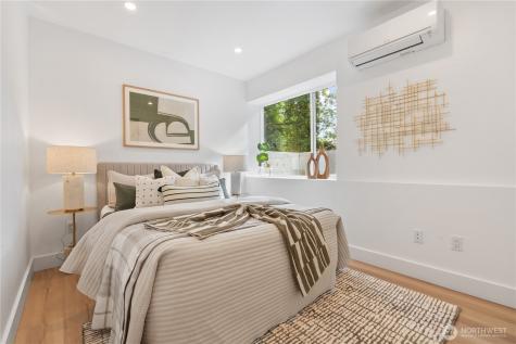 11905 89th Avenue NE Kirkland WA 98034