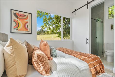 11905 89th Avenue NE Kirkland WA 98034