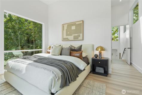 11905 89th Avenue NE Kirkland WA 98034