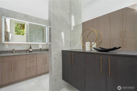 11905 89th Avenue NE Kirkland WA 98034