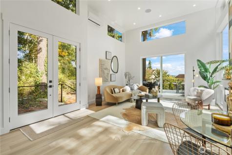 11905 89th Avenue NE Kirkland WA 98034