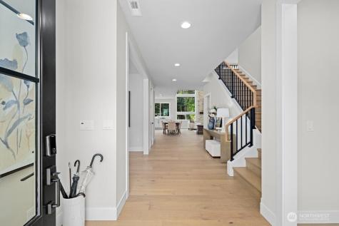 12112 94th Place NE Kirkland WA 98034