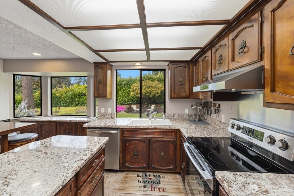 6423 76th Street Court W Lakewood WA 98499