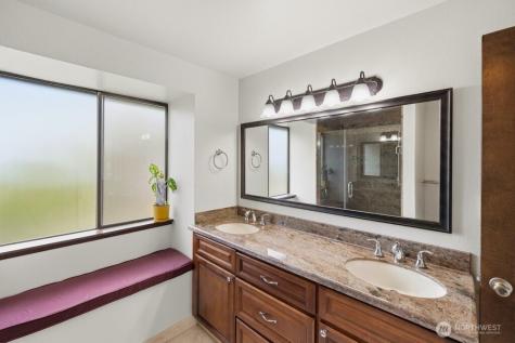 6423 76th Street Court W Lakewood WA 98499