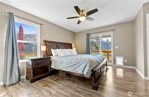 2081 Highway 153 Carlton WA 98814