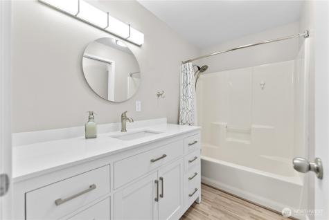 2081 Highway 153 Carlton WA 98814